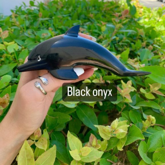 Large Black Onyx Crystal Dolphin Carving, Spirit Animal, Cute Decor, Fun Carving - Picture 2 of 4